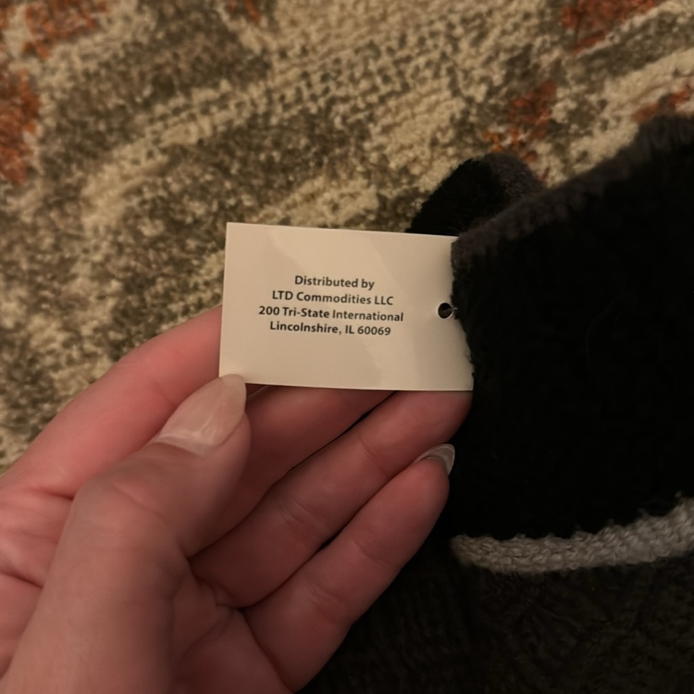 Gray gloves - Picture 4 of 4